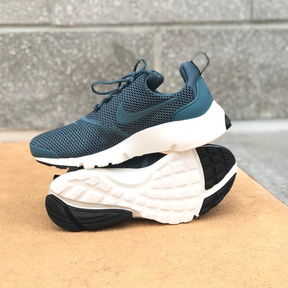 NWT Nike Presto Ultra SE Iced Jade WMNS - Picture 5 of 7